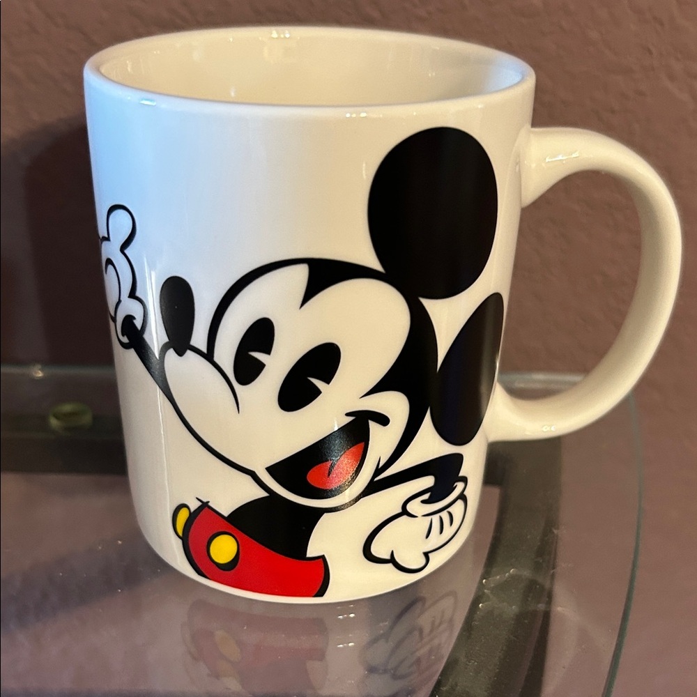 Disney Mickey Mouse White and Black‎ Mug